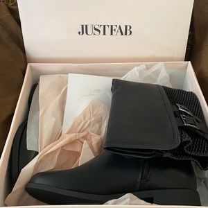 beautiful brand new black boots